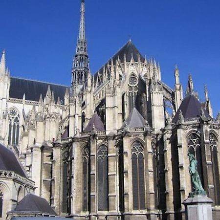 Apartmán Super Studio Au Pied De La Cathedrale Amiens Exteriér fotografie